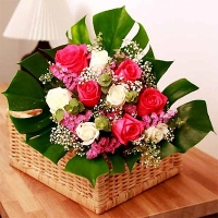 Cắm hoa để bàn 04