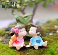 CẶP ĐÔI EM BÉ NGỒI