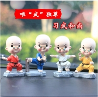 Bộ chú tiểu múa võ lắc đầu