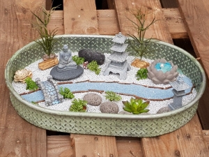 Chậu Trồng Sen Đá: Hướng Dẫn Chọn Chất Liệu, Kích Thước, Kiểu Dáng và Lỗ Thoát Nước