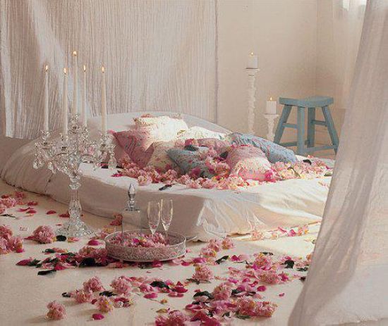 5 mẫu trang trí phòng cưới đẹp 